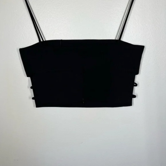 Cut Out Crop Top XS - Picture 5 of 5